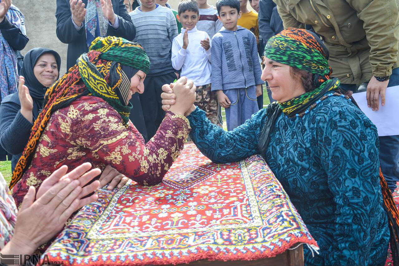 مواد غذایی موثر در بهبود علائم یائسگی